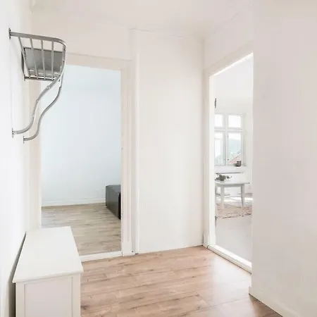 Posh Area, Amazing Panorama View + Balcony,parking 3br شقة برغن